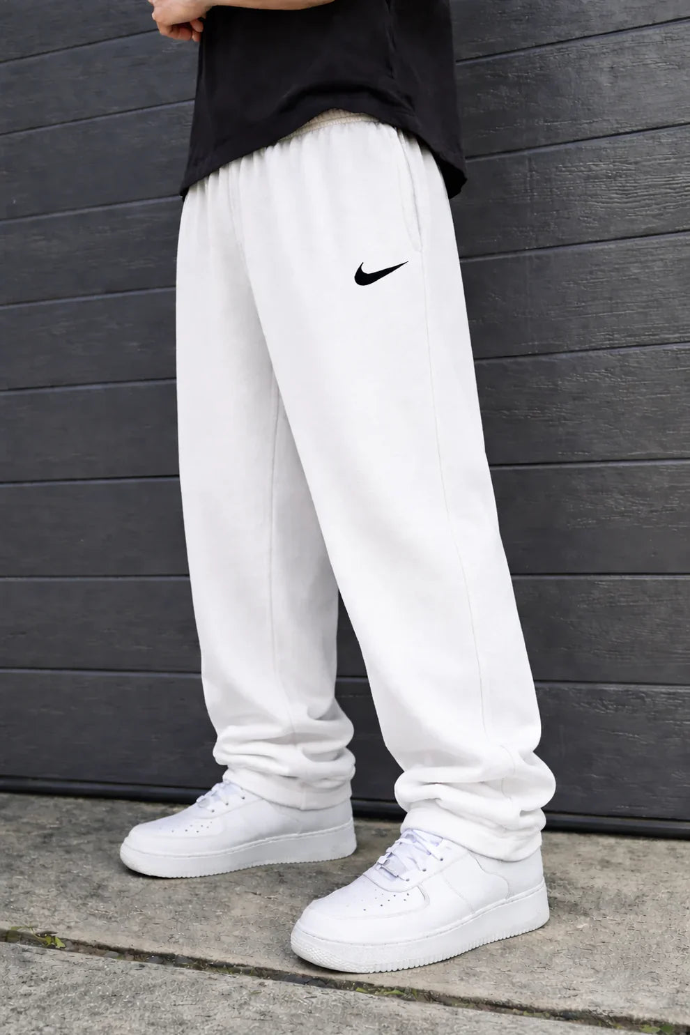 Nike Loose Fit Streetwear Trousers